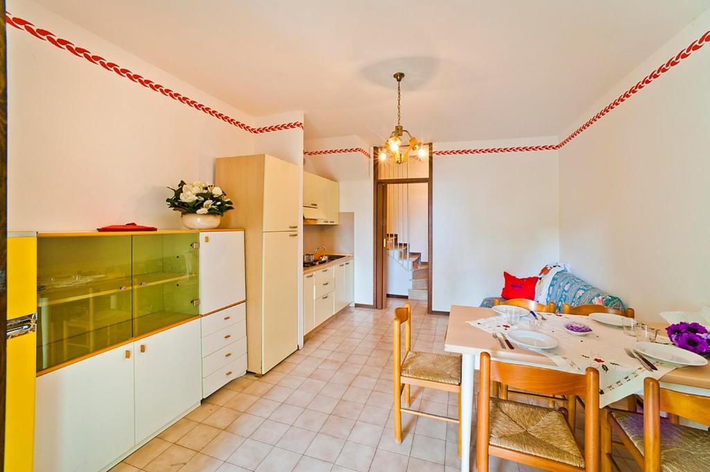 Residence Cinzia Pool Bibione Chambre photo